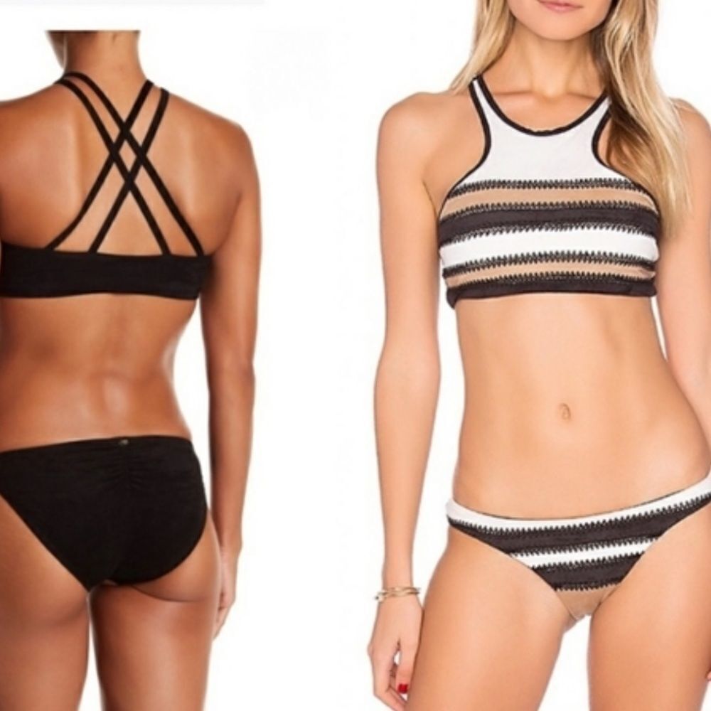 PilyQ Sahara Stitched Gypsy High Neck Halter Bikini Top - Size D